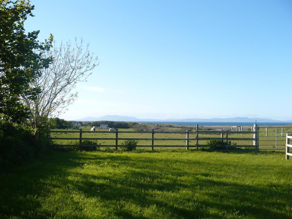 Beezies Self Catering Cottages Grange  Kültér fotó