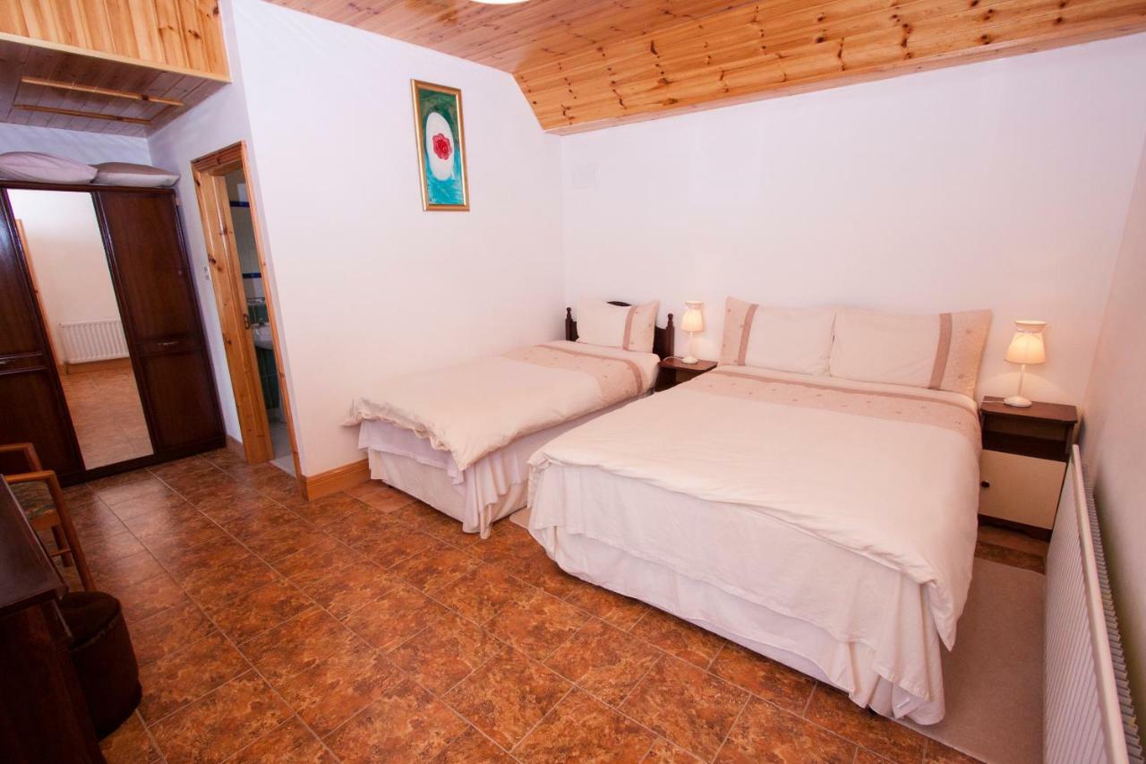 Beezies Self Catering Cottages Grange  Kültér fotó