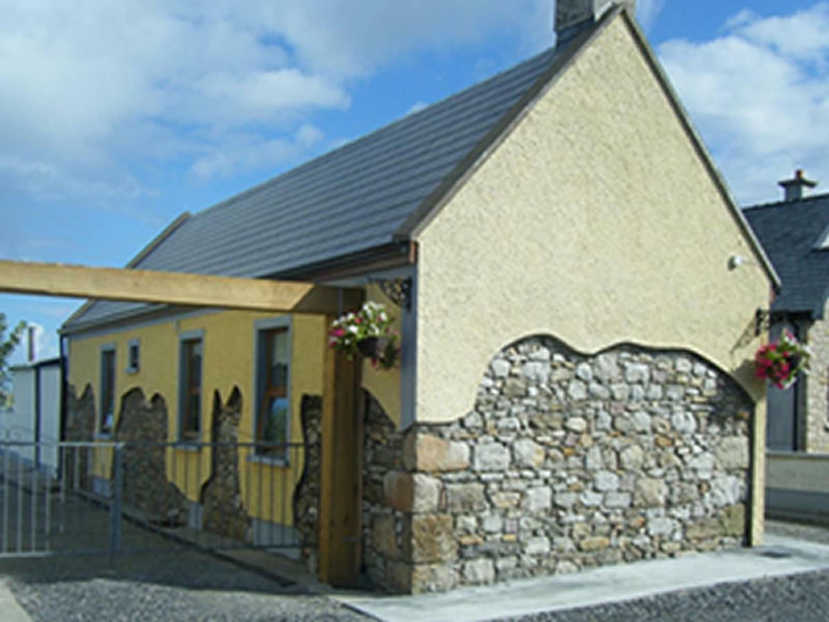 Beezies Self Catering Cottages Grange  Kültér fotó