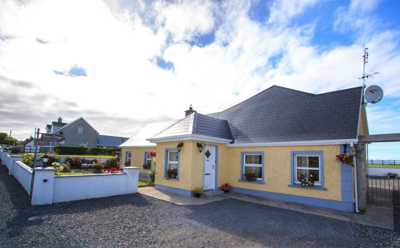 Beezies Self Catering Cottages Grange  Kültér fotó